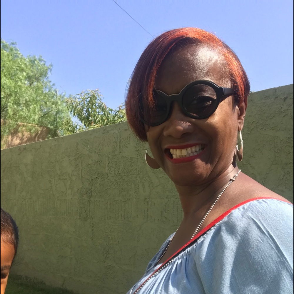 Meet your Posher, Andrea